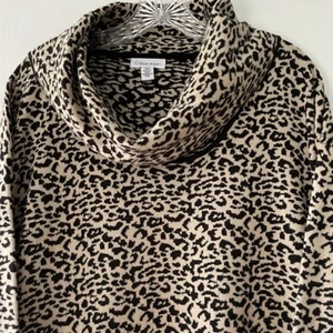 Calvin Klein Women’s Size Large Leopard Print Cowl Neck Soft Sweater Top - Picture 1 of 7