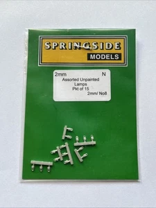 Springside Models 2mm N Gauge Assorted Unpainted Lamps Pkt of 15 BNIP - Foto 1 di 2
