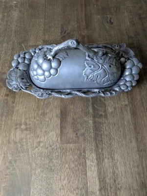 Plato de mantequilla cubierto vintage Arthur Court Grape Vine 2001 Foto 1 de 4