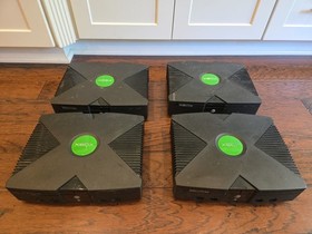 Xbox Original Console Lot Of 4 For Parts Or Repair - Read Description