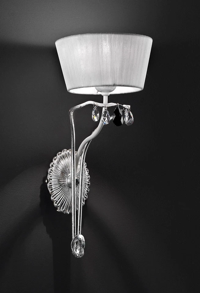 Applique da parete classico con cristallo trasparente e paralume bianco argento  - Immagine 1 di 1