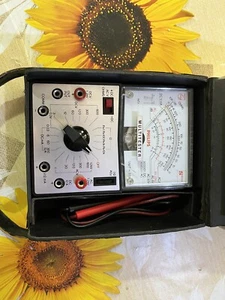 MULTITESTER PHILIPS SMT-101 lo strumento di eccellenza degli anni 70 - Picture 1 of 6