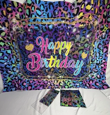 Conjunto de decoración de cumpleaños con estampado de guepardo telón de fondo y manteles Foto 1 de 4