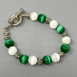 Cats Eye Bracelet Green White Glass Bead Iridescent Holiday Toggle Stretch 6.5" - Picture 1 of 10
