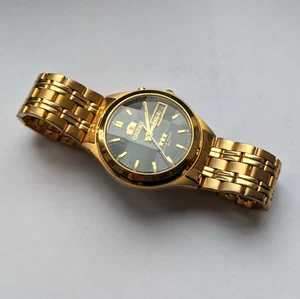 Reloj Pulsera Vintage Japón Automático Orient 3 Estrellas Cristal 21 Joyas Esfera Negra - Imagen 1 de 10