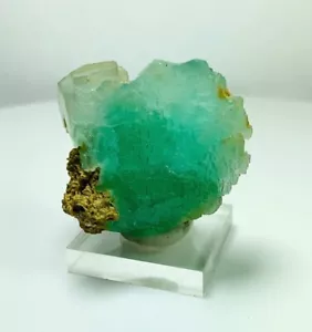 FLUORITE INTENSE GREEN TRANSLUCENCY CRYSTALS & SIDERITE - PERÚ.....HUANZALA MINE - Picture 1 of 10
