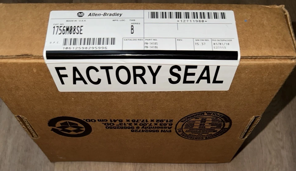 Allen-Bradley 1756-M08SE Controllogix 8 assi Sercos Servo Modulo Serie B Sigillato - Immagine 1 di 4