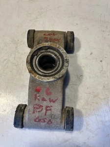 2006 Kawasaki Brute Force 650 4x4i Rear Left Knuckle Control Arm Mount - Bild 1 von 6