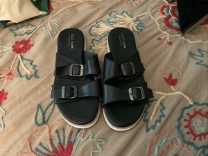 Cole Haan Slipper schwarz Leder 2 Schnallen Sandalen Größe 7 - Bild 1 von 4