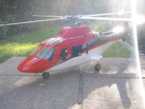 Agusta A-109 / 500er Mechanik/4Blattrotorkopf -Flugfertig - Bild 1 von 8