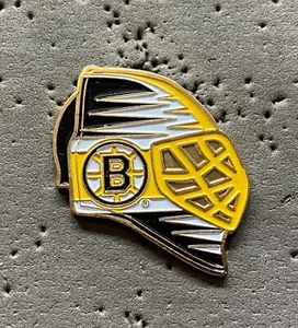 Boston Bruins Goalie Mask NHL Hockey Pin - Imagen 1 de 1