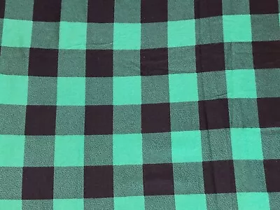 Tela de algodón franela a cuadros verde y negro búfalo 1,5" 1 yarda por 36" x 44" Foto 1 de 4