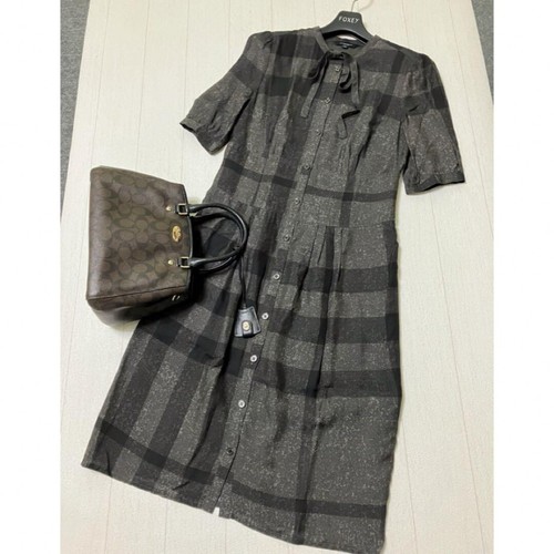 Camicia abito Burberry London a quadri con elegante dettaglio a nastro