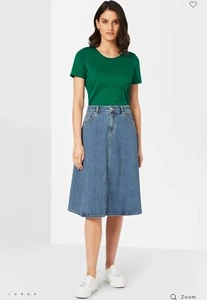 DAVID LAWRENCE (MYER) QUALITY SUPER SOFT 100% COTTON JADE GREEN TSHIRT SMALL $59 - Picture 1 of 3