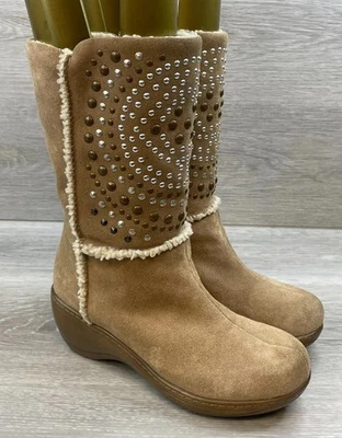 SoftWalk Mujer 7.5 Marrón Bota Cuero Nieve Imitación Piel de Oveja Forrada Tachonada Cuña Foto 1 de 4