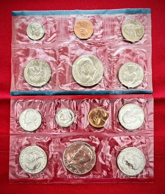 1980 Brilliant Uncirculated U.S. Mint Set in Original Pliofilm Packaging - Image 1 of 4