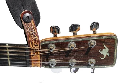 Guitarra Acústica Walker & Williams AT-2 Marrón Tallado Cuero Correa Botón...  Foto 1 de 4