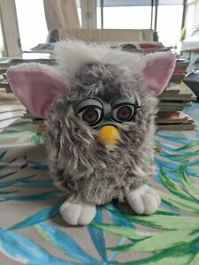 VINTAGE FURBY, GREY WITH PINK EARS AND BROWN EYES, VGC, TIGER 1998.