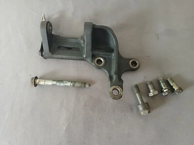 Кронштейн генератора переменного тока 1990-1995 Toyota 4Runner пикап 3,0 л 3VZE V6 с болтами - Изображение 1 из 3