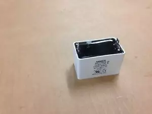 AMBER MB371150EB 15uF X 370VAC CONDENSATORE CORSA RETTANGOLARE 370V 50-60HZ 209667 - Foto 1 di 7
