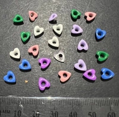 SCRAPBOOKING EYELETS - 20 X HEART EYELETS - BRAND NEW - image 1 of 4
