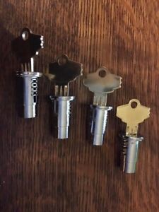  Set of 4 Locks & Keys Oak, Northwestern, A&A, Komet, Eagle Vending Bulk Machine