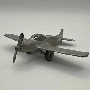1948 Silver Cut Out Window Tootsietoy Navion Airplane Diecast USA Prop Plane Vtg - Picture 1 of 13