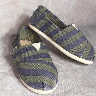 Toms ребенка ясельного возраста детский размер 9T в полоску холст скольжения на туфли синий зеленый - Изображение 1 из 4