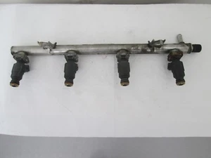 Mercedes-Benz W168 A-Klasse Kraftstoffverteiler A1660700095 + 4x A0000788723 - Picture 1 of 3