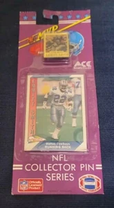 1991 NFL Collector Pin Series- Emmitt Smith - Sealed Football Card  & Pin - New - Picture 1 of 2