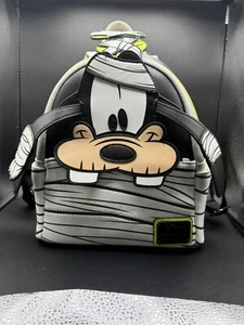 Disney Loungefly Backpack - Goofy Mummy GLOW IN THE DARK RARE NEW - Picture 1 of 5