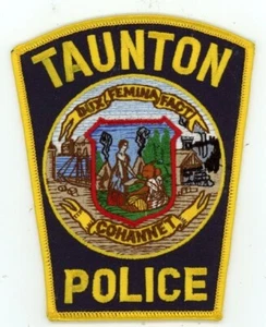 MASSACHUSETTS MA TAUNTON POLICE NICE SHOULDER PATCH SHERIFF - Picture 1 of 1