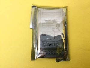 CHJJJ DELL EMC 1.6TB SAS 24Gbps Mixed Use 2.5" SSD 0CHJJJ KPM6XVUG1T60 New - Picture 1 of 3