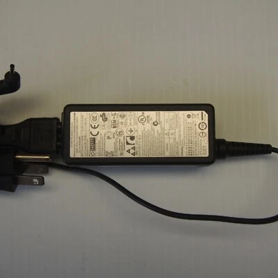 Genuine OEM Original SAMSUNG CHROMEBOOK AC Charger XE303C12 A12-040N1A 12V 3.3A - Image 1 of 3