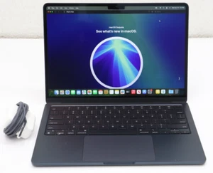 Apple MacBook Air 2024 13.6" M3 MRXV3LL/A 256GB SSD 8GB RAM Midnight - Imagen 1 de 19