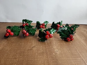 (8) Vintage Dept 56 Metal Holly Berry Jingle Bell Napkin Rings - Picture 1 of 12
