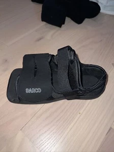 Medical Surgical Shoe Square Toe Women’s Medium Black Healing Shoe - Picture 1 of 6