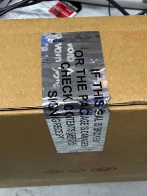 APC Rack PDU, Switched, 1U, 15A, 100/120V, [8] 5-15 - Image 1 of 2