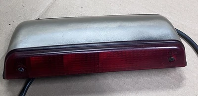 Lámpara de tercera luz trasera de freno montada en maletero convertible Jaguar XJS 94-96 FABRICANTE DE EQUIPOS ORIGINALES Foto 1 de 4