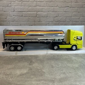 NewRay Scania R124/400 Shell Tanker 1:32 Scale - Picture 1 of 13