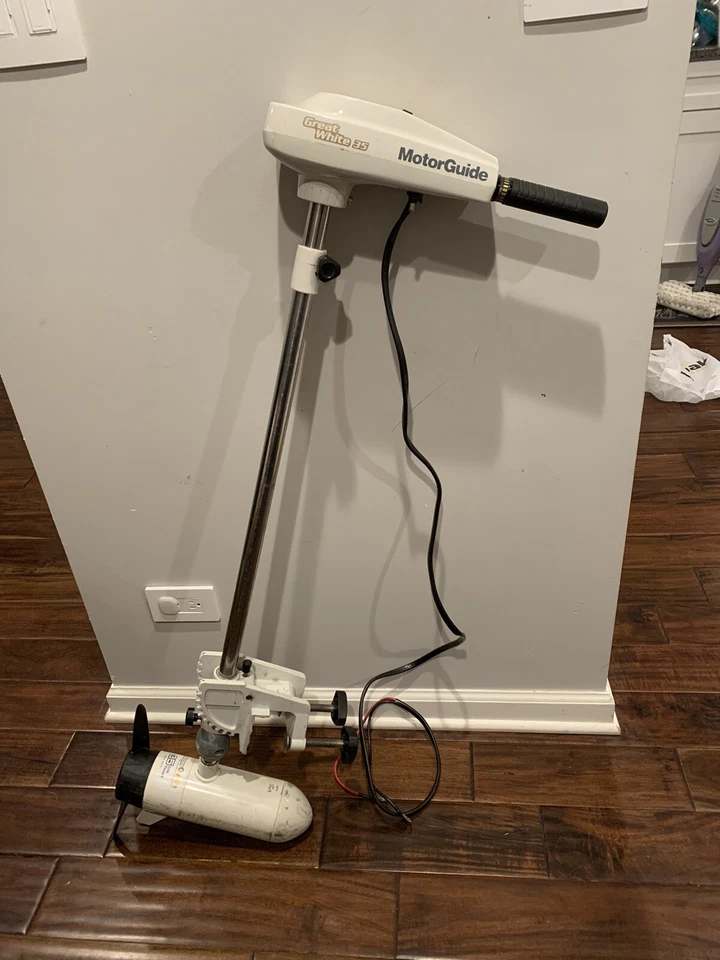 MotorGuide Trolling Motors, Saltwater Series Great White 12V, 35LBS GWT35 - Image 1 of 4