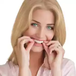 2 Stück Perfekte Passform Zahnaufhellung Gefälschte Zahnabdeckung Snap On Silikon Lächeln Veneers - Bild 1 von 18