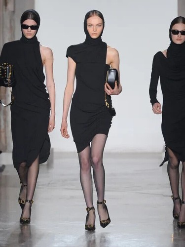 Versace abito vestito primaverile pronto all'uso nero manica unica con sciarpa testa tg 40