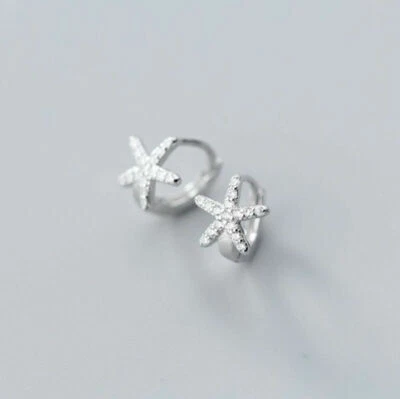 Pendientes de aro Huggie pequeños estrella de mar circonita cúbica de plata de ley 925 A1737 Foto 1 de 4