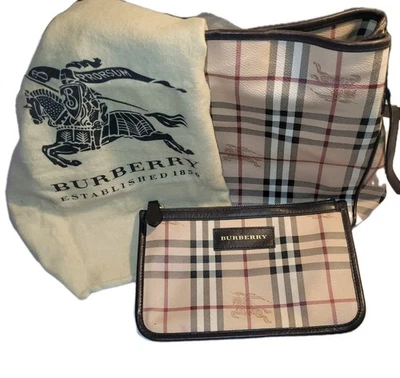 Burberry Haymarket Check Coated Canvas Canterbury Tote Plus Zip Pouch & Dust Bag - Image 1 of 4