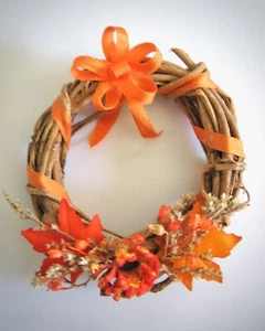dollhouse doll house miniature VINTAGE HOLIDAY THANKSGIVING FALL WREATH 2 INCH - Picture 1 of 1