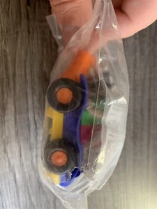 1997 Burger King M&M Scoop & Shoot Buggy Sealed - Picture 1 of 4