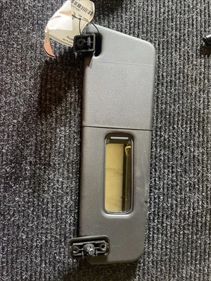 2011-2015 Chevrolet Camaro 1LE SS Pair Coupe Sun Visors Shade No Sunroof 2736 - Image 1 of 2