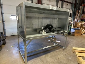 Spray Tech table top paint hood with Apollo Sprayer - Picture 1 of 7