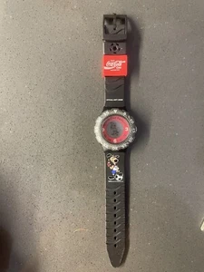 Orologio Digitale Coca Cola World Cup Usa 1994 NON FUNZIONANTE - Foto 1 di 7